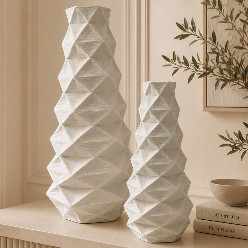 Tall Off-White Geometric Origami Vase 52cm (20.5") – Faceted 3D-Printed Ceramic Vase