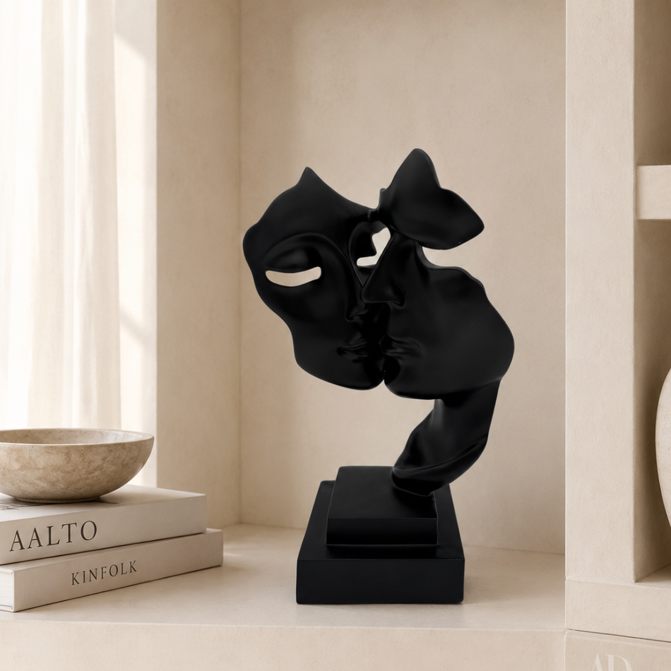 Black Kissing Faces Sculpture 26cm – Abstract Couple Statue
