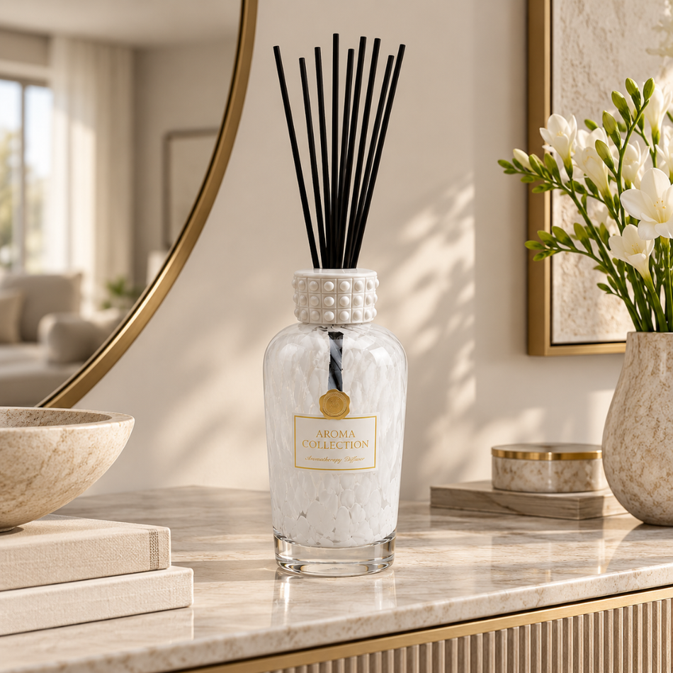 English Pear and Freesia Reed Diffuser 500ml White Speckled Glass
