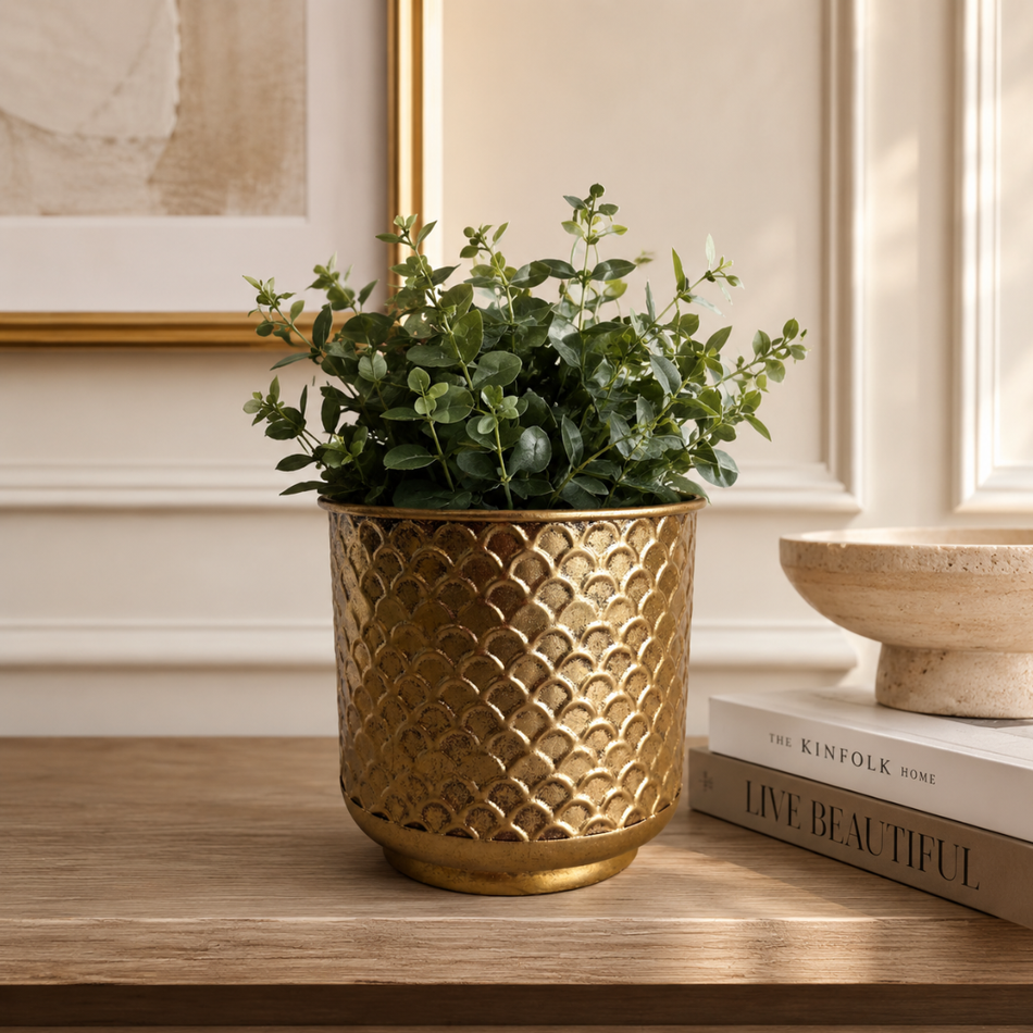 Hammered Gold Vase 21cm – Textured Metal Vase